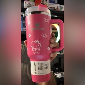 Hello Kitty Flow State Stanley Tumbler 40 oz. Pink NIB